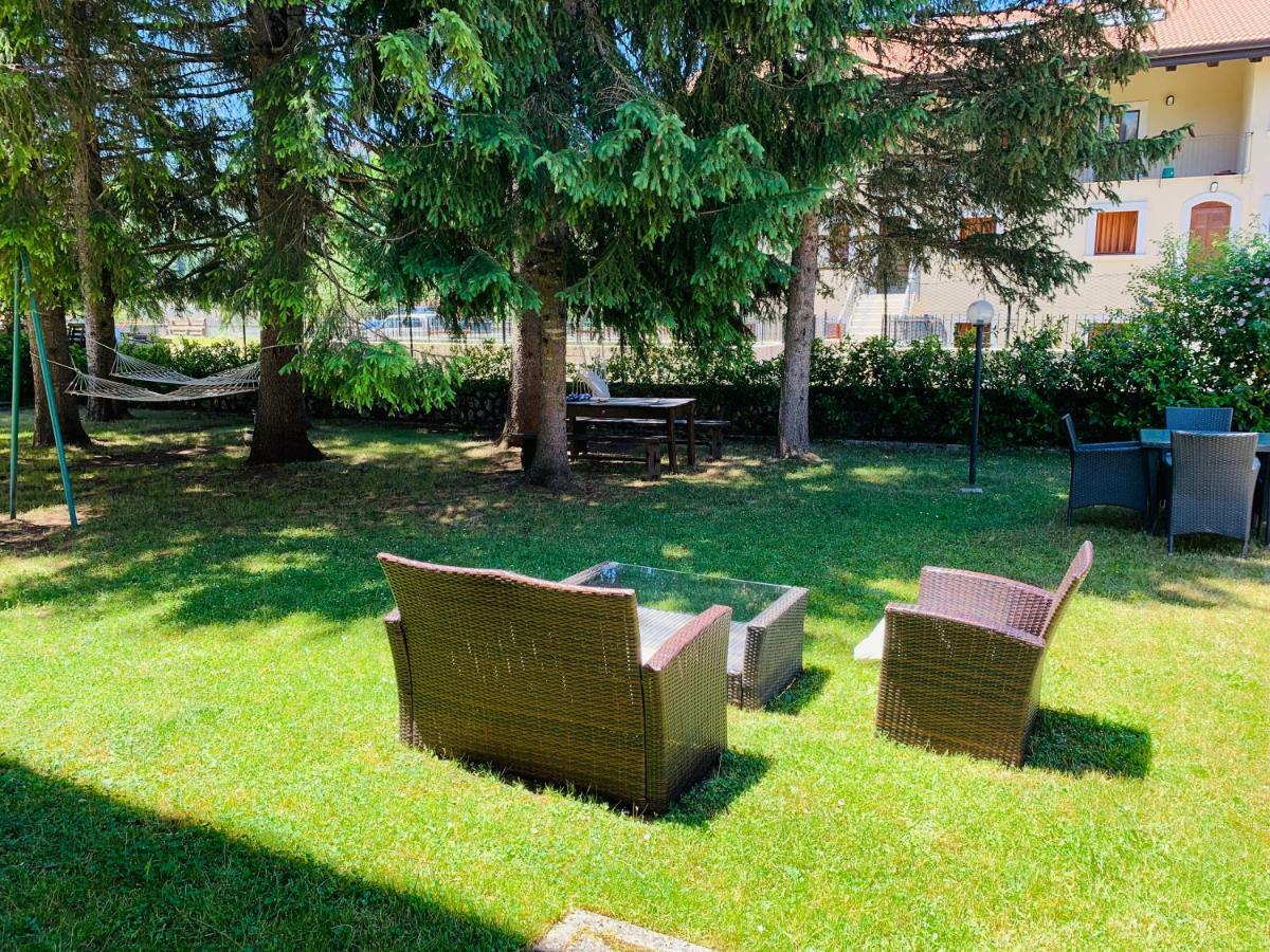 Villa Dei Pini ペスカッセーロリ エクステリア 写真